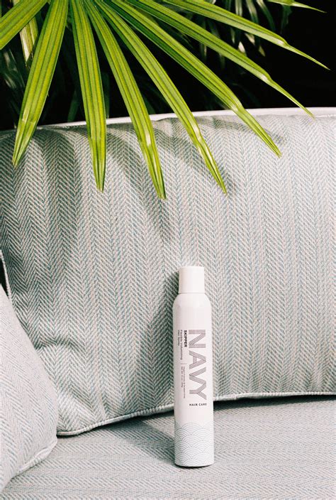 Skipper - Flexible Volumizing Hair Spray – Navy Hair Care