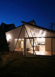 Futuristic House With Space Age Design by Futuristic House With Space Age Design Futuristic House With Space Age Design