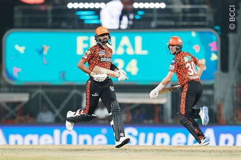 [Watch] Jaydev Unadkat adjudged LBW despite bails not dislodging in KKR ...