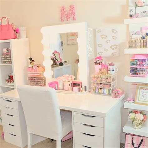 cute makeup room