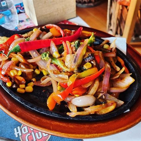 ΜΕΞΙΚΑΝΙΚΟ ΕΣΤΙΑΤΟΡΙΟ ΚΕΡΚΥΡΑ | 3 MONKEYS OLD TOWN - Greekcatalog.net