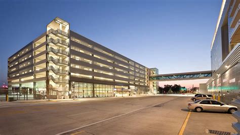 Geico Parking Garage | Stratus