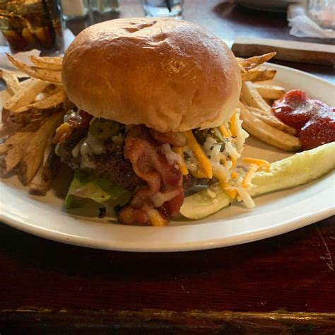 BARON'S PUB, Suffolk - Restaurant Reviews, Photos & Phone Number ...