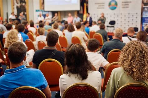 Conference 的图像结果