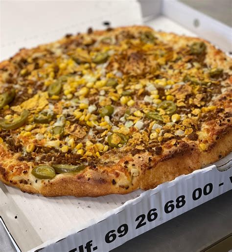 9. Pizza Taco Amigo - Bajazzo Pizza