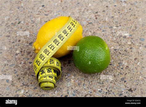 The Best Citrus for Sick Season, According to a Registered Dietitian Minimalist