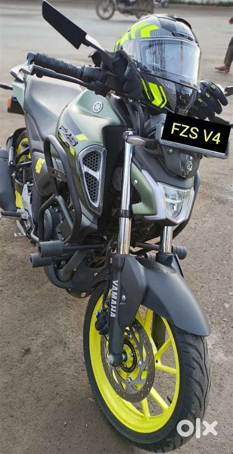 Yamaha FZS V4 – Like New Condition! - Motorcycles - 1818415426