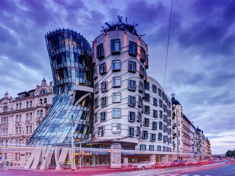 Frank Gehry: Architect: Frank Gehry Steckbrief – KUYE