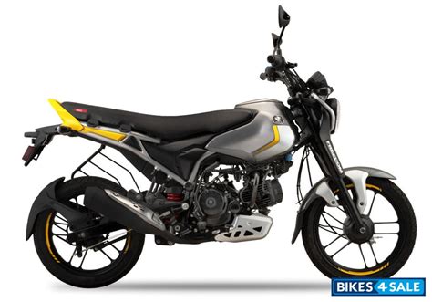Bajaj Freedom 125 NG04 Drum price, specs, mileage, colours, photos and ...