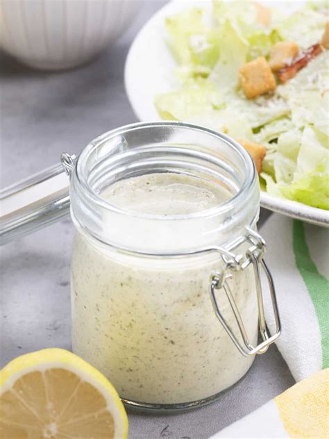 Homemade Caesar dressing without anchovies - Little Nomads Recipes