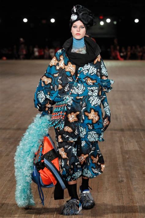Image result for Spring 2018 Marc Jacobs