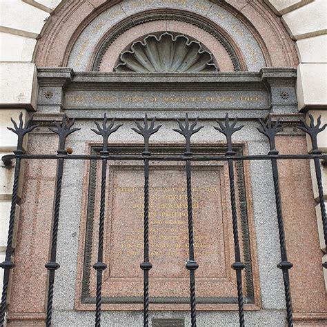 SMITHFIELD ROTUNDA GARDEN (2025) All You Need to Know BEFORE You Go ...