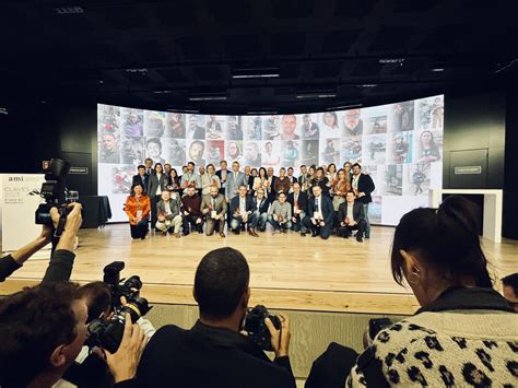 Spanish publishers honour the courage and professionalism of their war ...