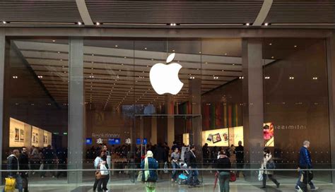 Government relaxes FDI norms, clears the way for Apple Stores in India ...
