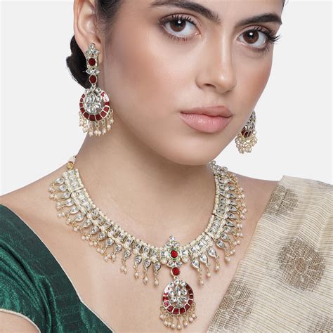 Buy Estele Gold Plated Flexible Kundan Necklace Set with Enamel for ...