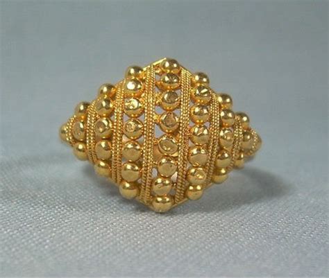 स्वर्णिम रिंग के एक से बढ़कर एक स्टाइलिश डिज़ाइन - DusBus