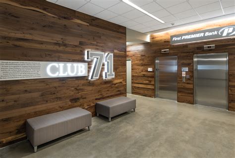 SDSU Dana J. Dykhouse Football Stadium - Henry Carlson Company