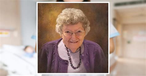 Obituary Galleries | Nina Mildred Bramwell Simons of Columbus, Indiana ...