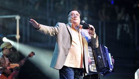 Famous BiH Singer Halid Beslic reveals Changes in His Life after Heart Surgery - Sarajevo Times