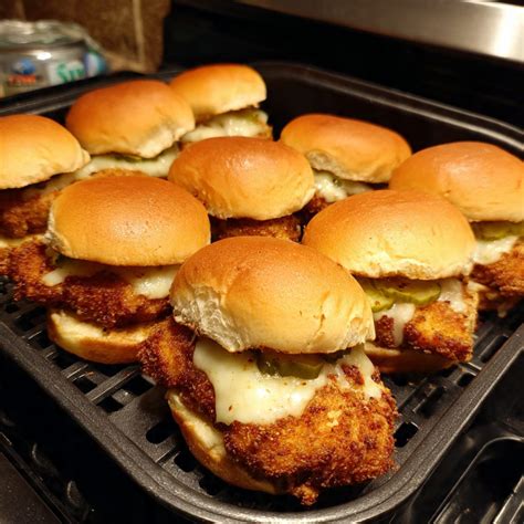 5-Ingredient Air Fryer Crispy Chicken Sliders
