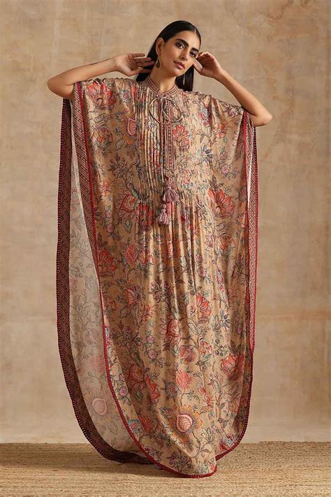 SAMVRIH - Ethnic & Contemporary Designer Clothes - House of Designers ...