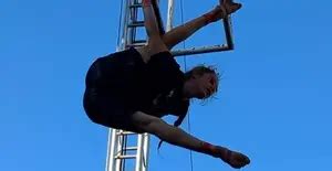 Alien Split 的图像结果