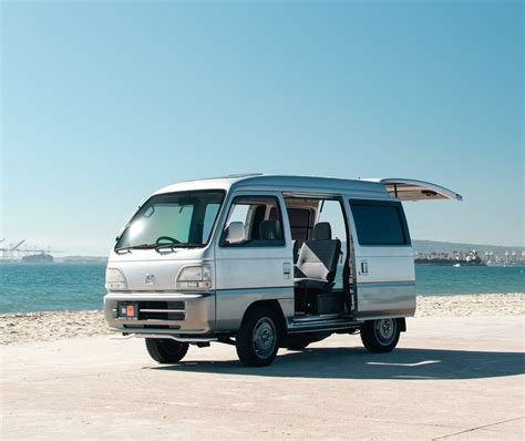 Honda Street Van: Elevating the Kei-Class Experience