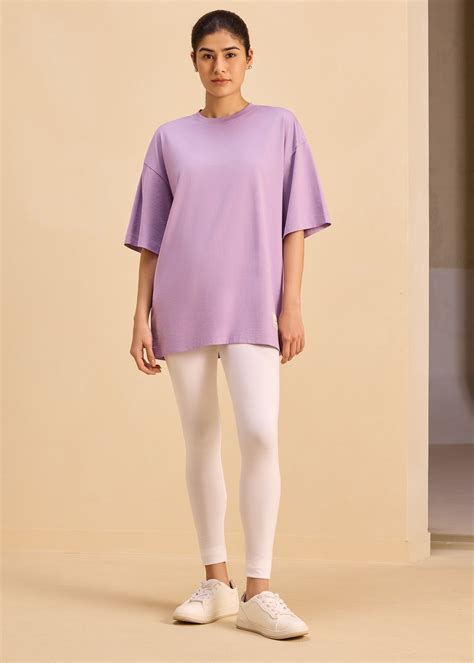 Effortless Signature Oversized Tee in Amethyst | Trendy Apparel – ALONGE