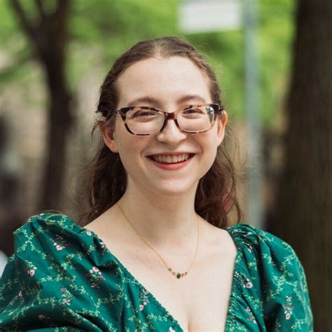 Laura - English teacher - ₹3785/h