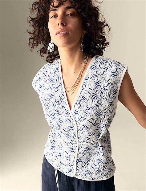 Buy Pure Cotton Printed Quilted Reversible Gilet at Marks & Spencer