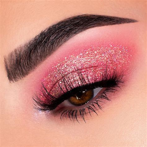 cute makeup pink