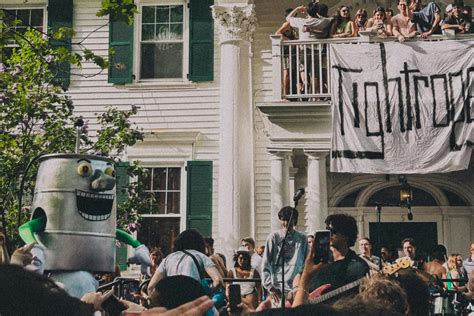 Keggy the Keg Stands Out - The Dartmouth