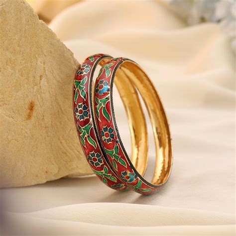 Multi Color Hand Painted Meenakari Bangle Showcasing Artistic Detailin ...