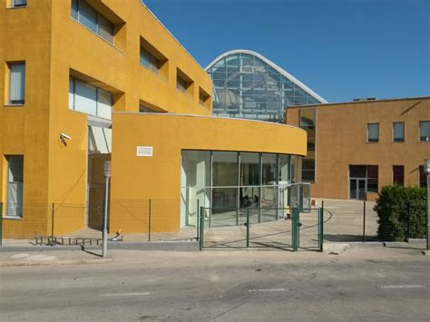 Dining Hall 的图像结果