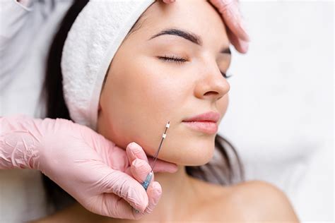 Non-Surgical Thread Lift in Punjab | Lift & Tighten Today