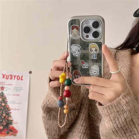 Angry Girls Checkered Case For iPhone With Charm – Kalakaar Indiaa