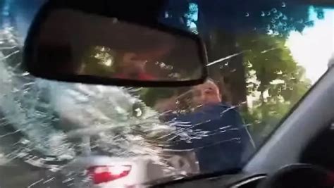 Road Rage Attack: 25 Goons Surround MG Hector, Break Windshield As Kids ...