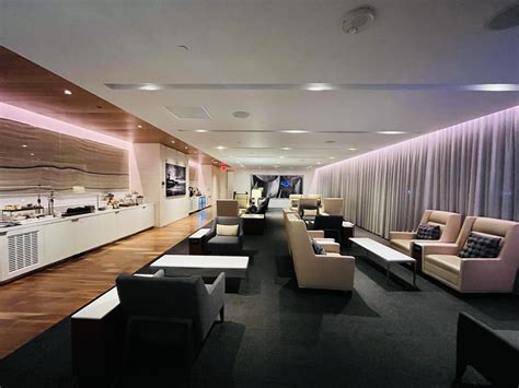 LAX Star Alliance First Class Lounge Review For ANA First Class LAX ...