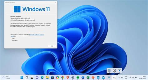 Image result for Windows 11 Taskbar Overflow Menu Not Using All Space