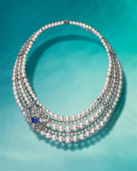 Necklace in platinum with a blue spinel, Akoya pearls and diamonds ...