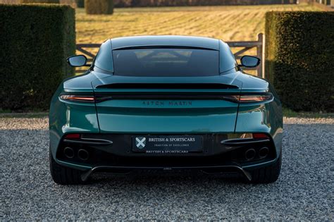 Aston Martin Racing Green - Aston Martin DBS Superleggera - carpaints.co