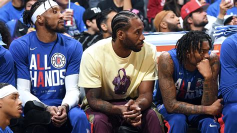 Clippers' Kawhi Leonard misses Game 3 with right knee sprain | NBA.com