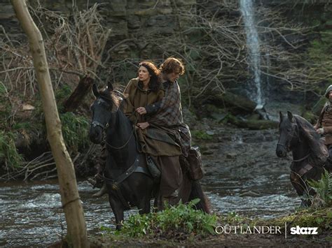 'Outlander' Spoilers Hint at a Character's Death; Who is Pregnant in ...