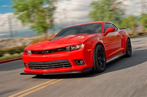 2015 Chevrolet Camaro SS with Chevy Performance Parts: Quick Drive