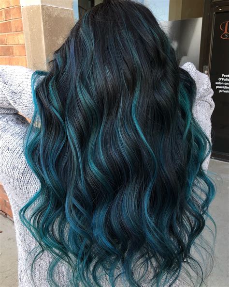 22 Cool Turquoise Hair Ideas for a Bold and Vibrant Look - Hairstylery