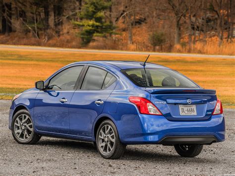 Fotos de Nissan Versa Sedan 2014