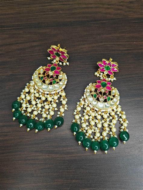 Buy Traditional Green And Red Kundan Earrings Set Online - Ishhaara