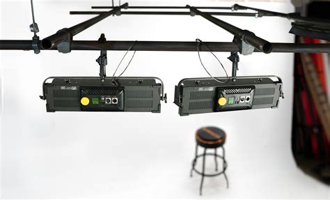 How to Setup DMX Light Fixture 的图像结果