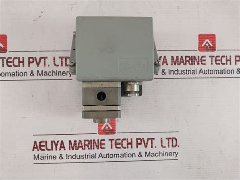 Danfoss Cas 155 Differential Pressure Switch 0.2-2.5 Bar – Aeliya ...