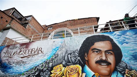 Pablo Escobar: Colombians mark 25 years since drug lord's death | World ...